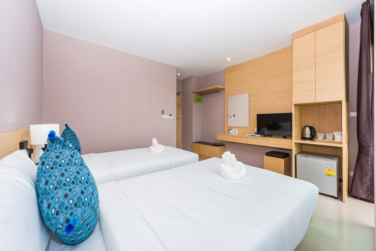 Royal Luxury Hotel Patong Esterno foto
