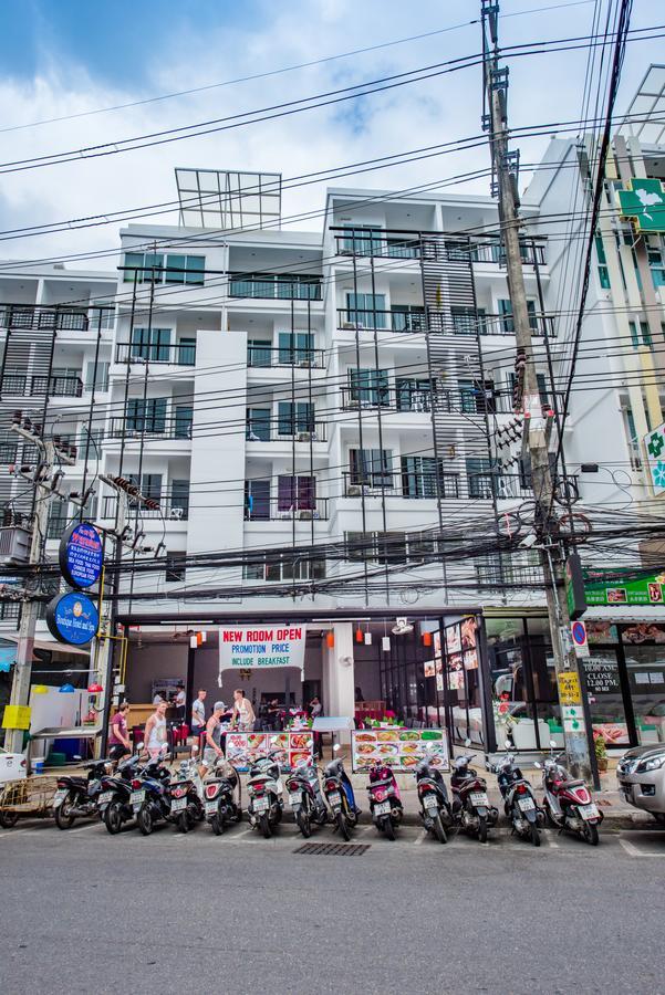 Royal Luxury Hotel Patong Esterno foto