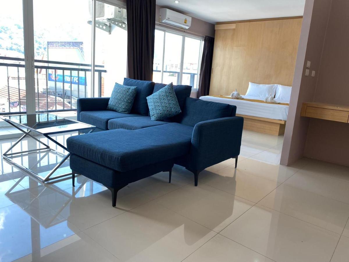 Royal Luxury Hotel Patong Esterno foto